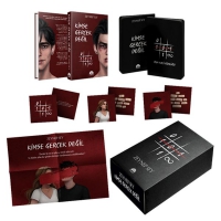 Kimse Gerçek Değil - Özel Kutulu Kimse Gerçek Değil - Özel Kutulu